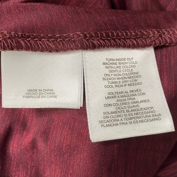 Jones Studio Burgundy Top With Gold Zipper Accent - Picture 6 of 6